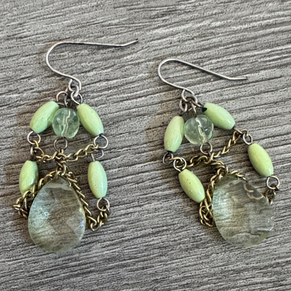 Elegant Green and Gold Dangle Earrings